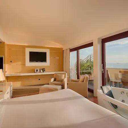 Grand Palazzo Mgallery Collection 5* Livorno