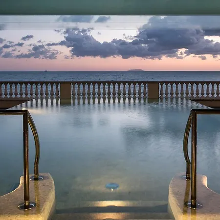 Gh Palazzo & Отель