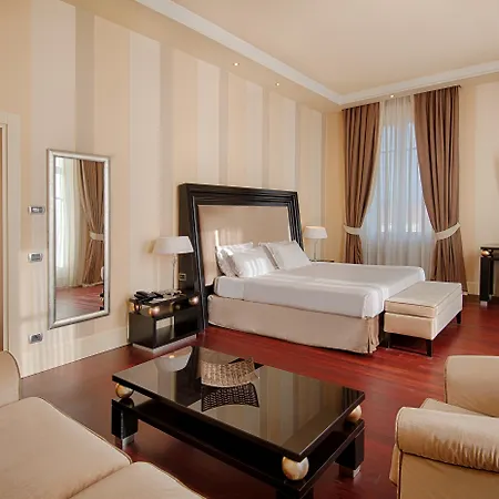 Gh Palazzo & 5*